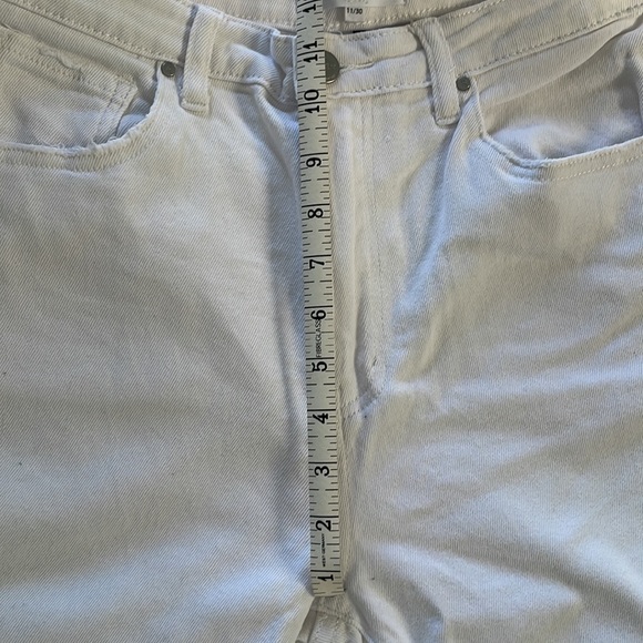 Risen White Straight Leg Jeans size 11/30 - Picture 6 of 6
